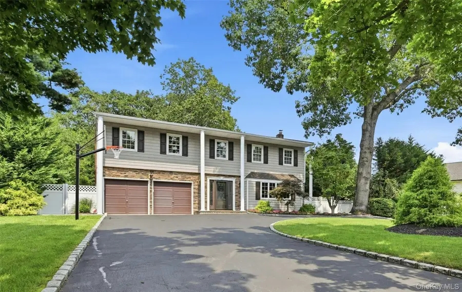 54 Twin Oaks Drive, Kings Park, NY 11754 - #2