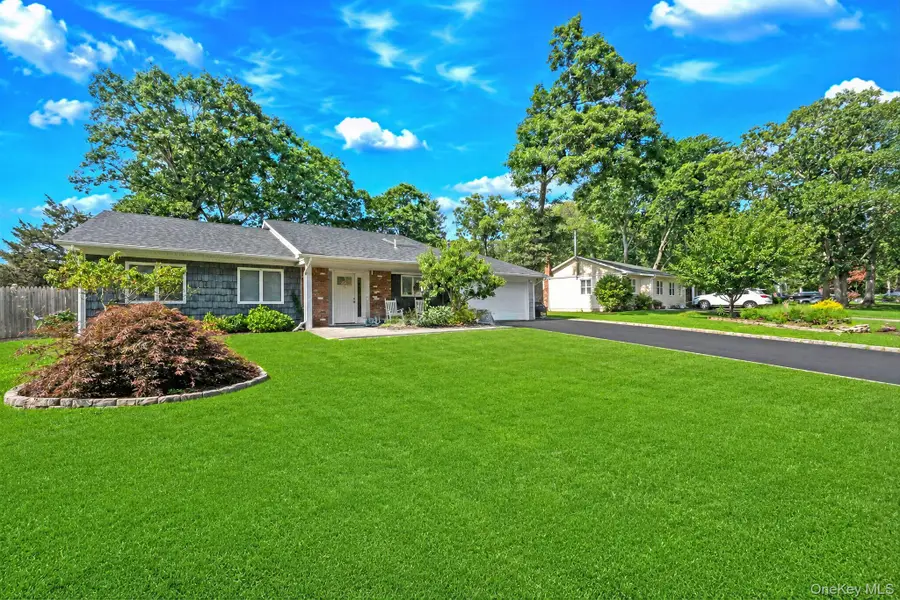 60 Thomas Street, Coram, NY 11727 - #2