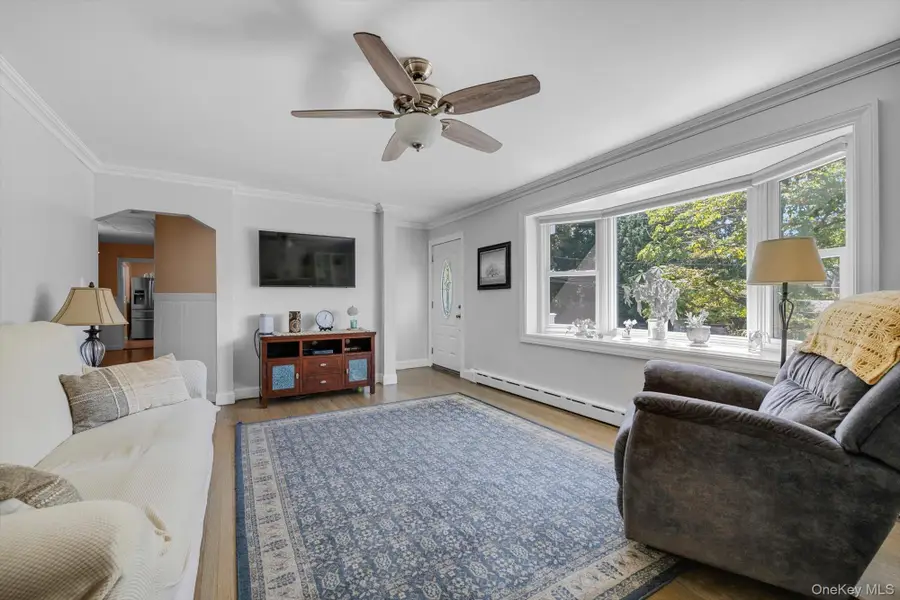 3 Carlson Court, Kings Park, NY 11754 - #3