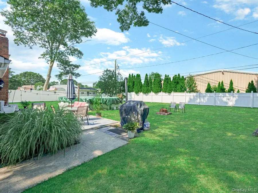 10 Corvair Lane, Selden, NY 11784 - #3