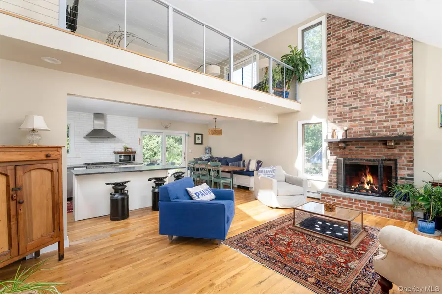 4 Joysan Court, Hampton Bays, NY 11946 - #2