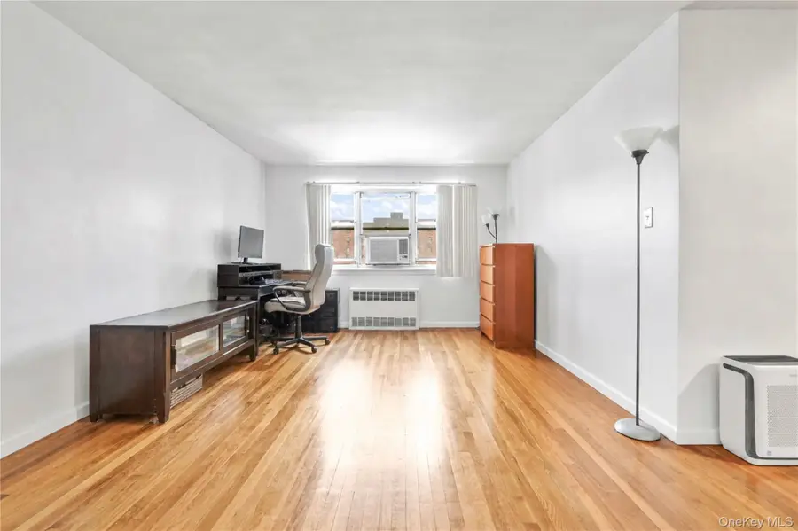 29-09 137th Street #3L, Flushing, NY 11354 - #2