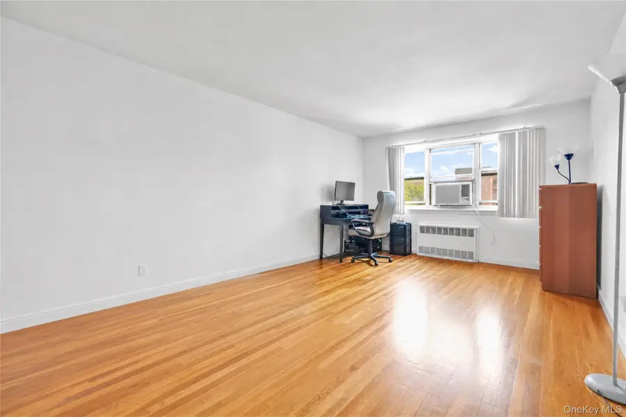 29-09 137th Street #3L, Flushing, NY 11354 - #3