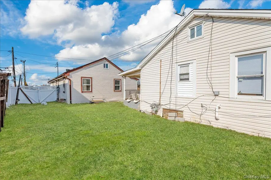 214 Beach 3rd, Far Rockaway, NY 11691 - #2