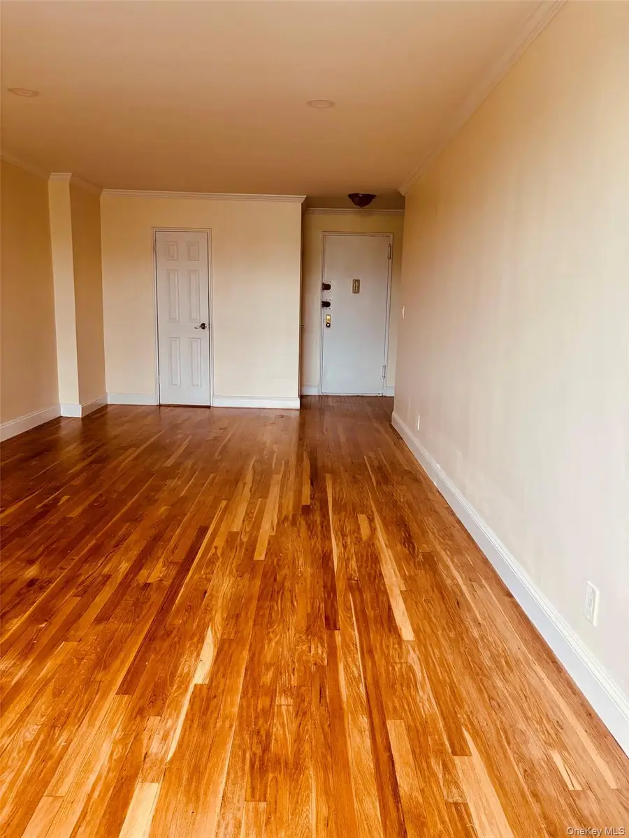 1304 Midland Avenue #A43, Yonkers, NY 10704 - #3