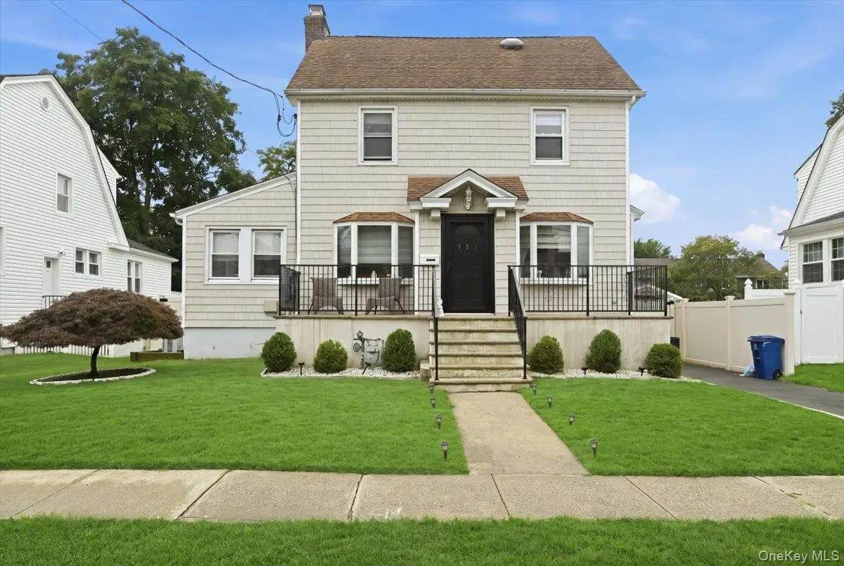 351 Hewlett Parkway, Hewlett, NY 11557 - #1
