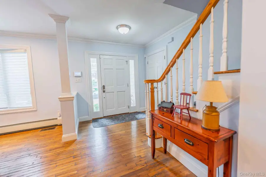 19 Howland Road, East Rockaway, NY 11518 - #3