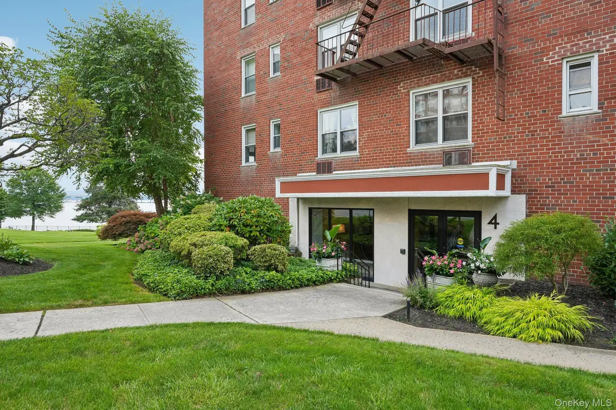 4 Salisbury Point #1D   (DIRECTORY 106), Nyack, NY 10960 - #1