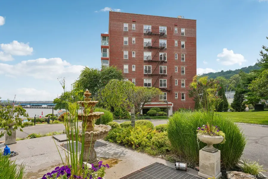 4 Salisbury Point #1D   (DIRECTORY 106), Nyack, NY 10960 - #2