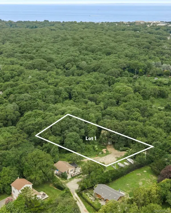 33 N Fairfax Road, Montauk, NY 11954