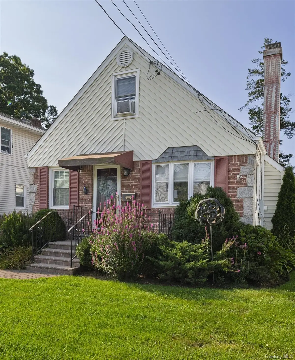 528 Stratford Road, South Hempstead, NY 11550 - #1