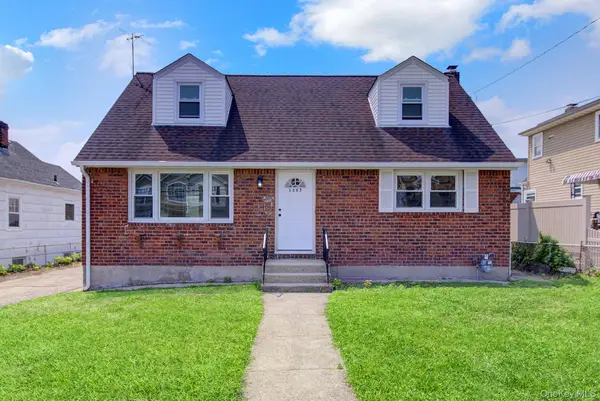 1397 Rosser Avenue, Elmont, NY 11003