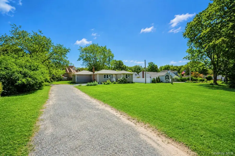 899 Hawkins Avenue, Lake Grove, NY 11755 - #3