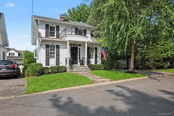 73 Clinton Avenue, Ossining, NY 10562