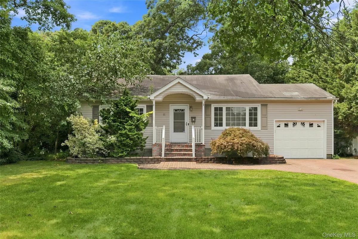 27 S Ketcham Avenue, Amityville, NY 11701 - #1