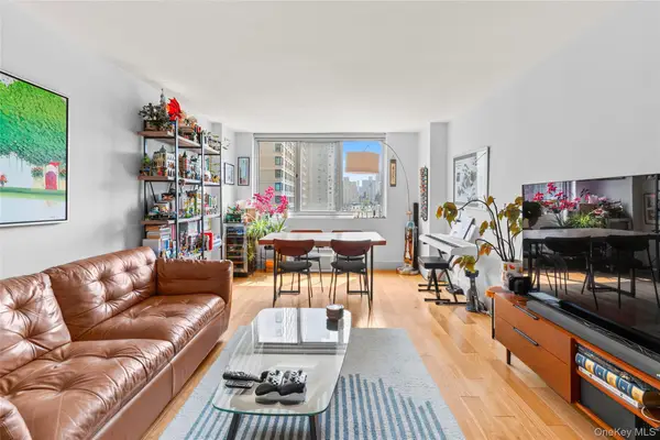 345 E 93rd Street #13G, New York (Manhattan), NY 10128