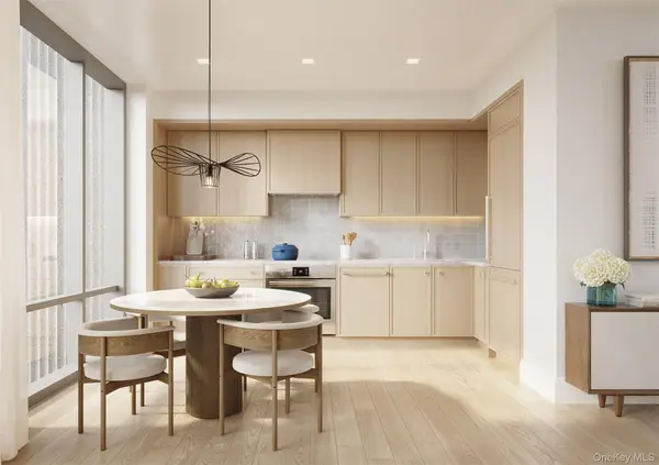 2401 Queens Plaza N #207, Long Island City, NY 11101