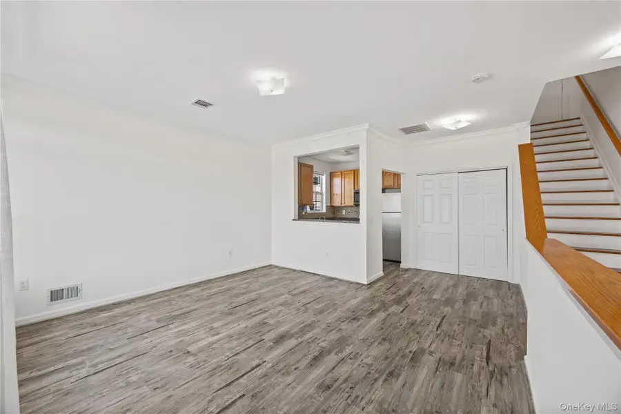 102 Surf Drive, Bronx, NY 10473 - #2