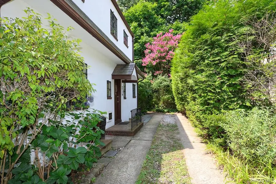 8654 Somerset Avenue, Jamaica, NY 11432 - #3