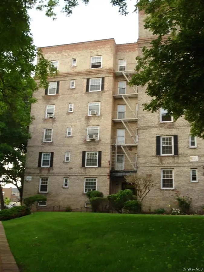 55-23 31 Avenue #J3, Woodside, NY 11377 - #1