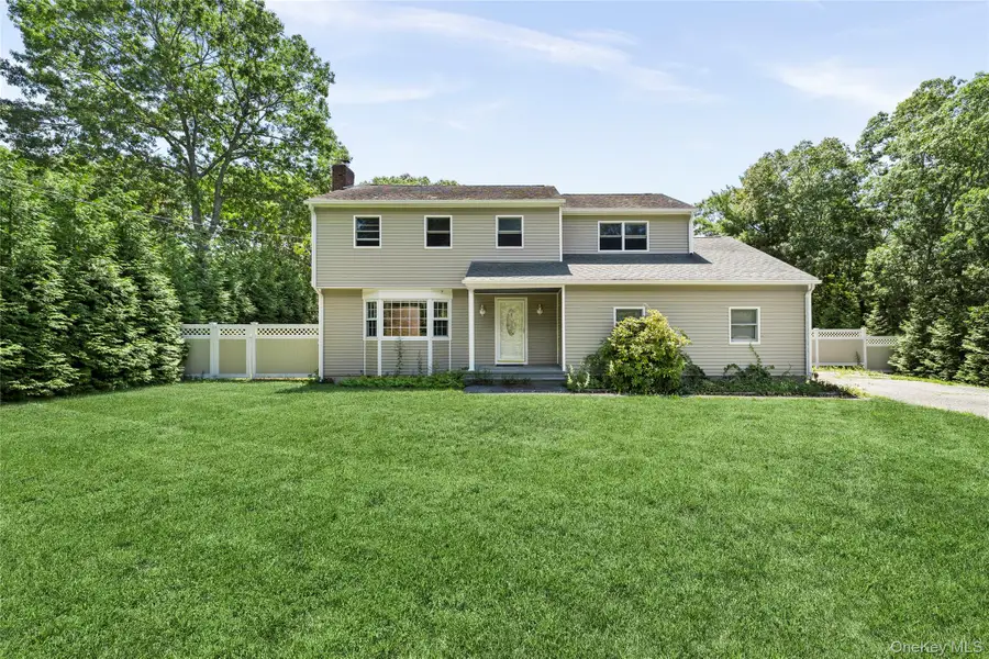 39 Sherwood Road, Hampton Bays, NY 11946 - #2