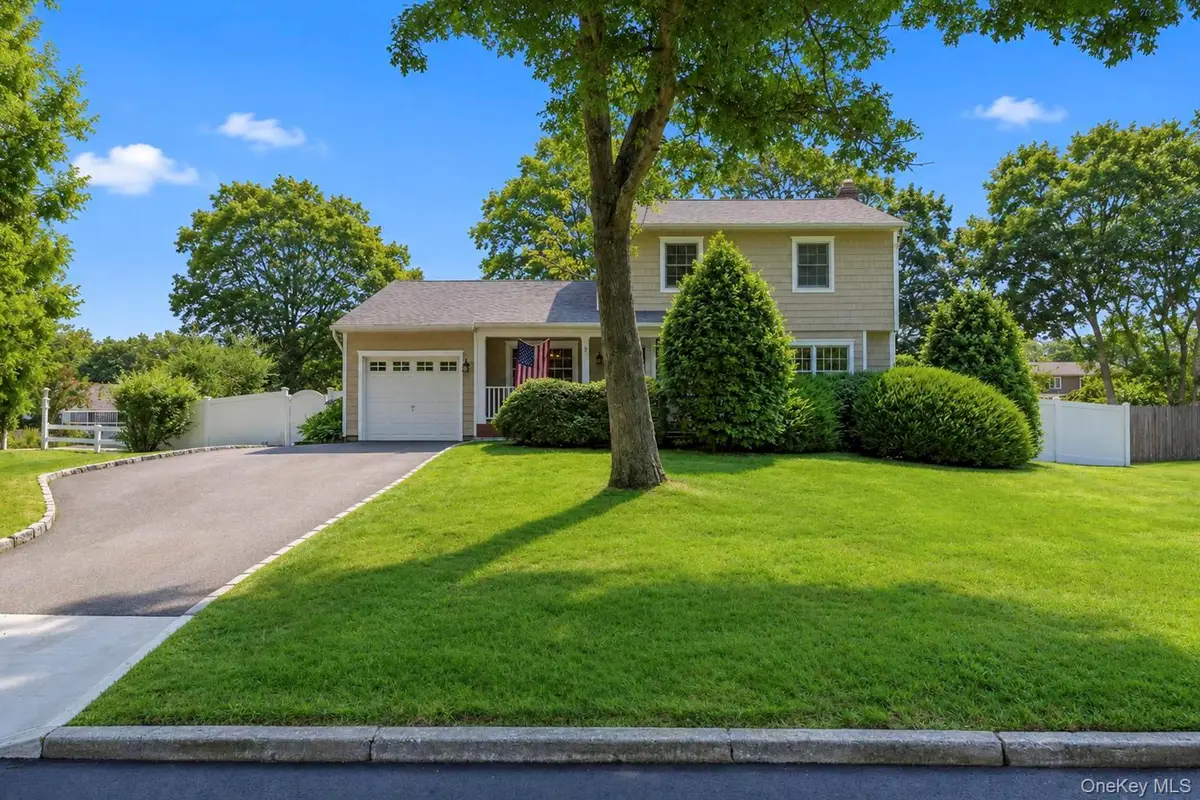 18 Elkin Drive, Middle Island, NY 11953 - #1