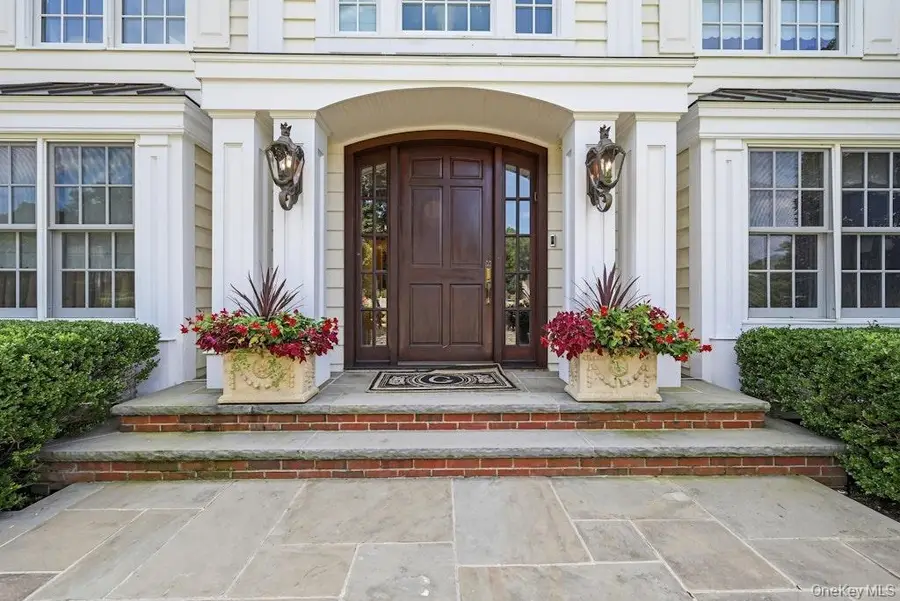 2 Kalb Court, Dix Hills, NY 11746 - #3