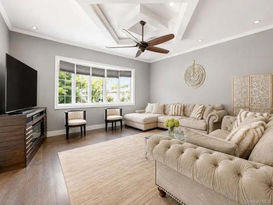 8411 Homelawn Street, Jamaica, NY 11432 - #3