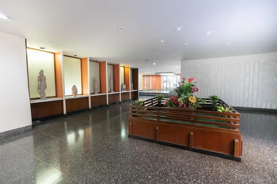 144-30 Sanford Avenue #2N, Flushing, NY 11355 - #2