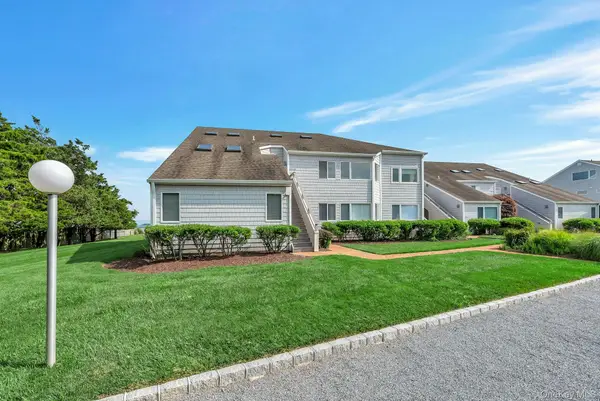 2820 Shipyard Lane #1B2, East Marion, NY 11939