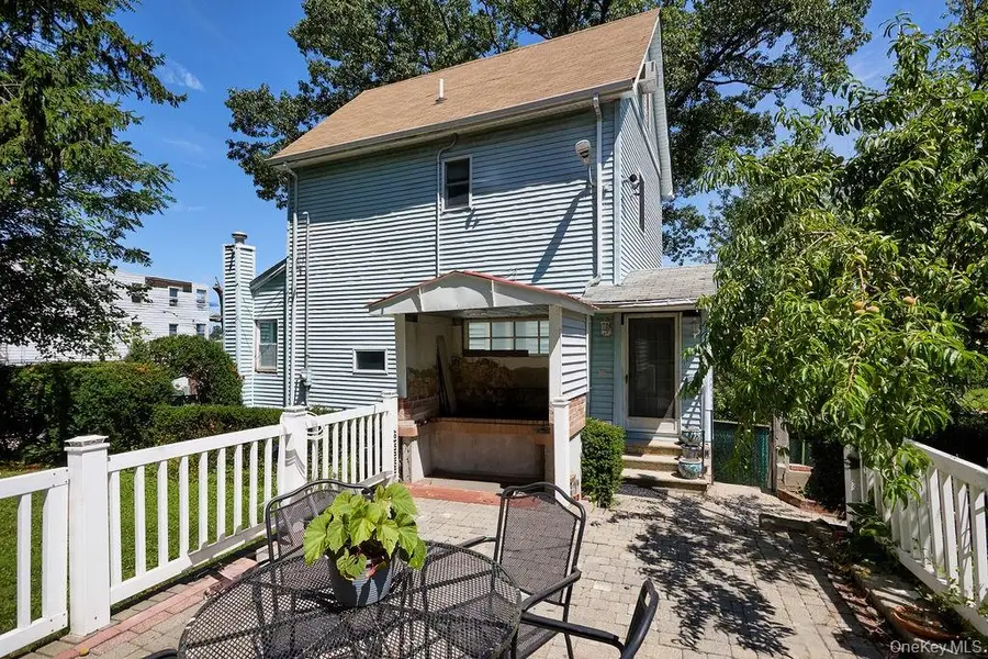 404 Prescott Street, Yonkers, NY 10701 - #3