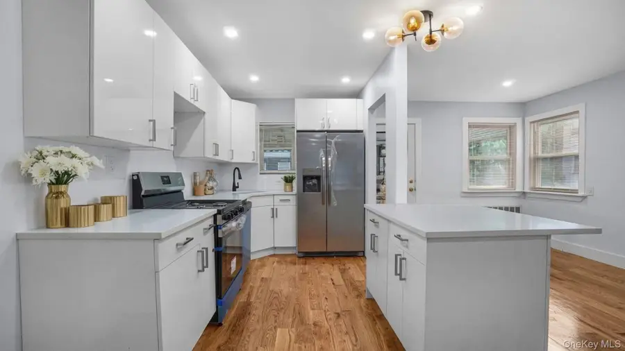 4081 Grace Avenue, Bronx, NY 10466 - #3