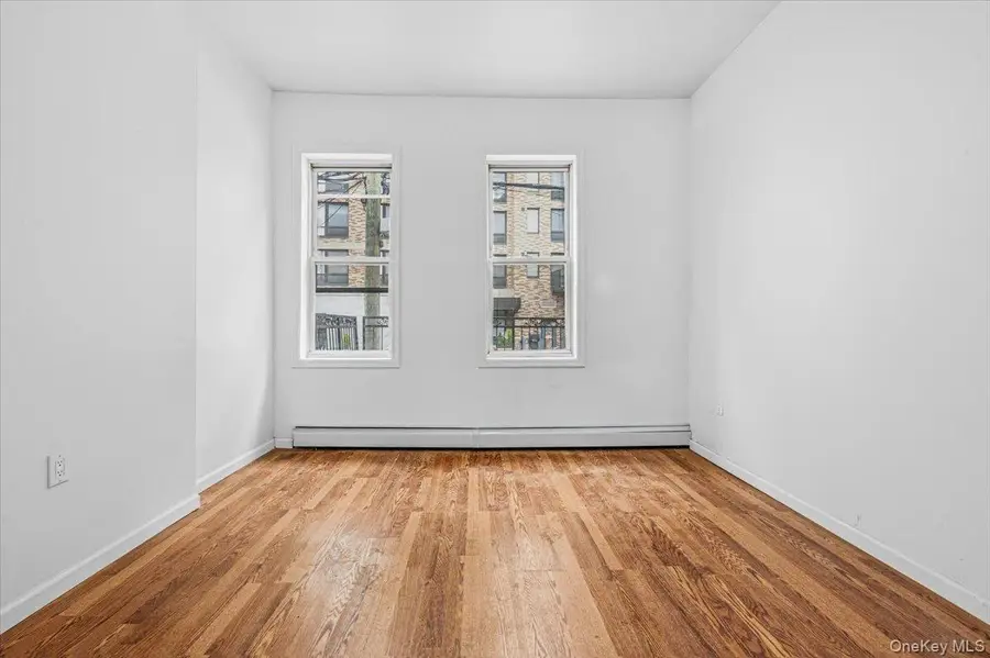 2050 Ryer Avenue, Bronx, NY 10457 - #3