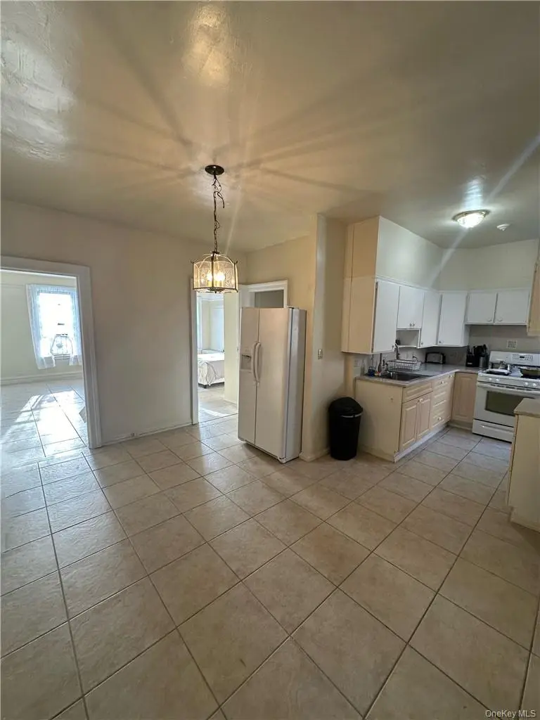 2922 Barnes Avenue #6E, Bronx, NY 10467 - #3