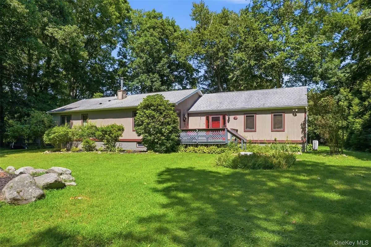 41 Penny Lane, Highland, NY 12528 - #1