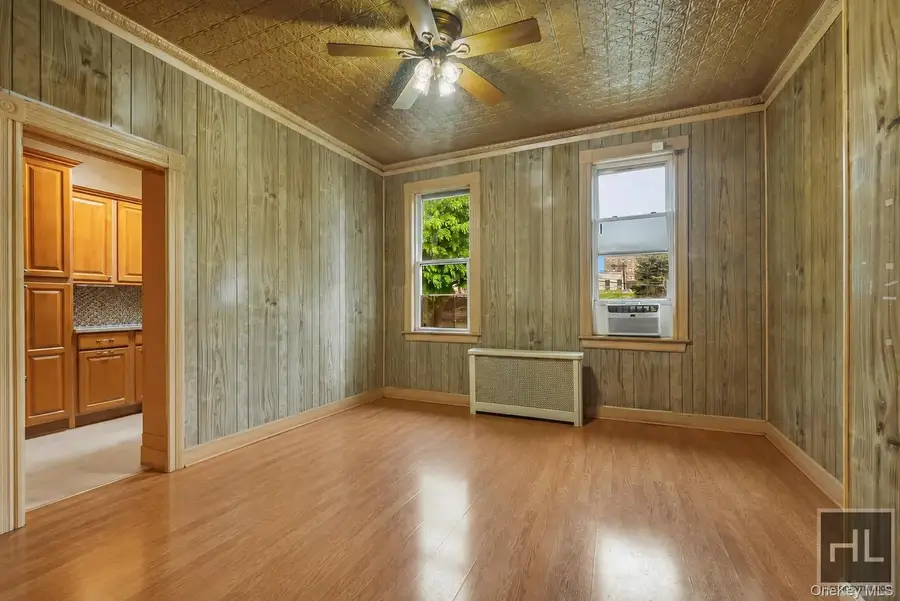 3424 34th Street, Astoria, NY 11106 - #3