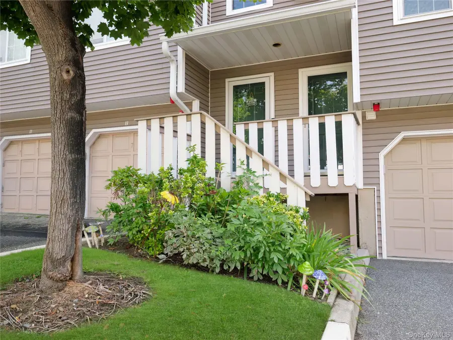 11 Hilltop Terrace, Nanuet, NY 10954 - #3