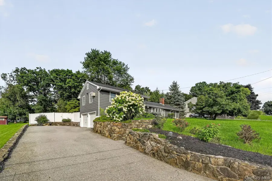46 High Acres Drive, Poughkeepsie, NY 12603 - #3