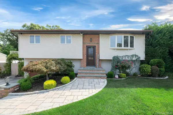 9 Urban Drive, Selden, NY 11784