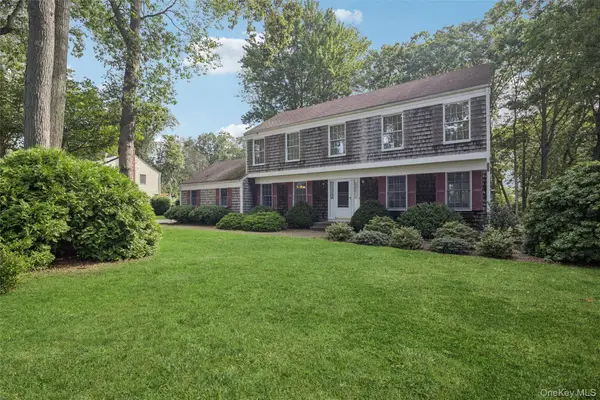 30 White Birch Circle, Miller Place, NY 11764