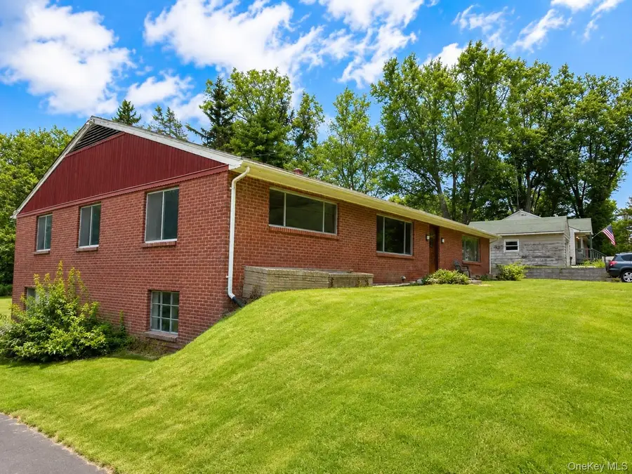 29 Ulster Avenue, Ulster Park, NY 12487 - #2