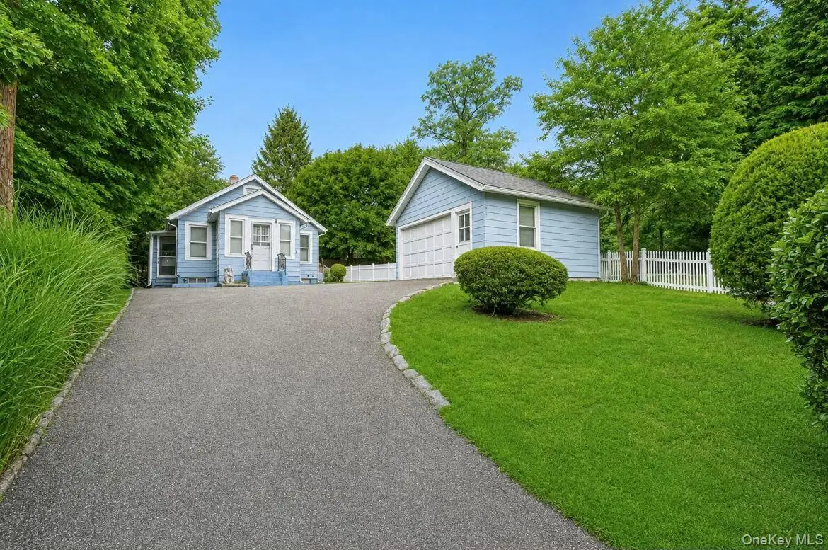 208 Vineyard Road, Huntington, NY 11743 - #1