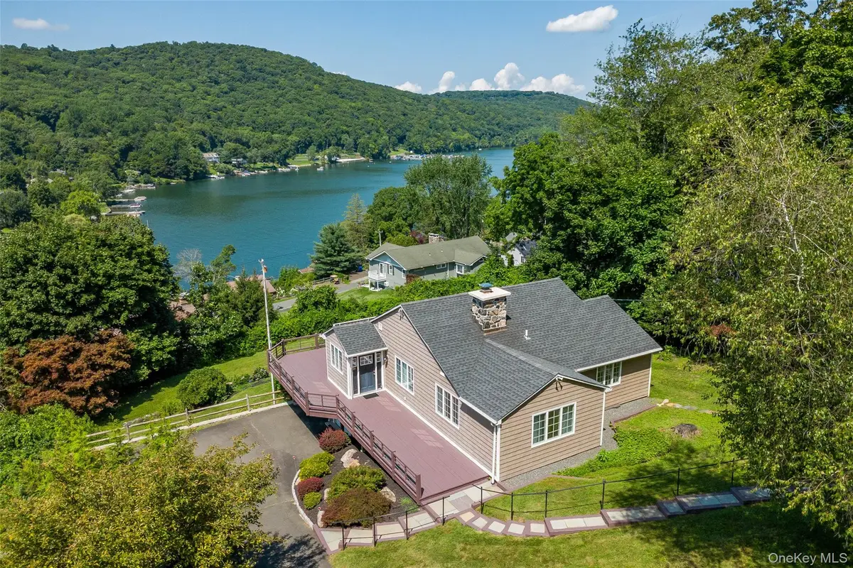 36 Sunset New Fairfield, Ct Trail, Fairfield, NY 06812 - #1