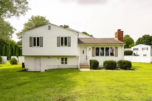 34 Riverview Drive, Fishkill, NY 12524