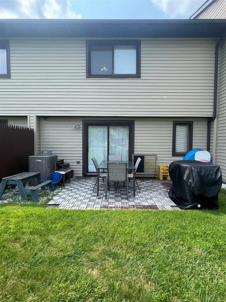 255 Heritage Lane, Monroe, NY 10950 - #2