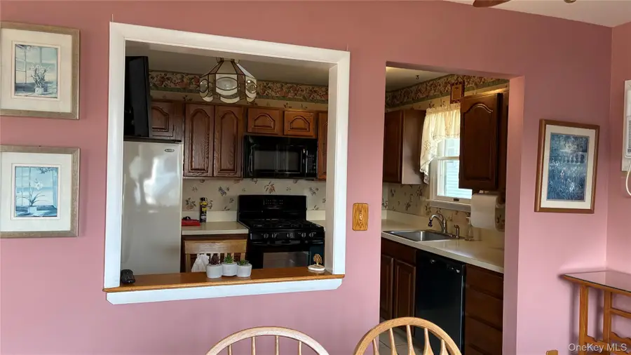 148 Harrison Avenue, Bethpage, NY 11714 - #2