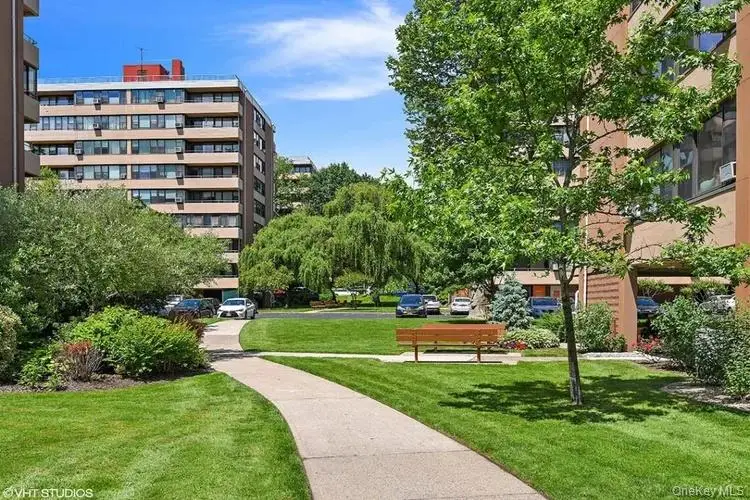 162-30 Powells Cove Boulevard #2C, Beechhurst, NY 11357 - #2