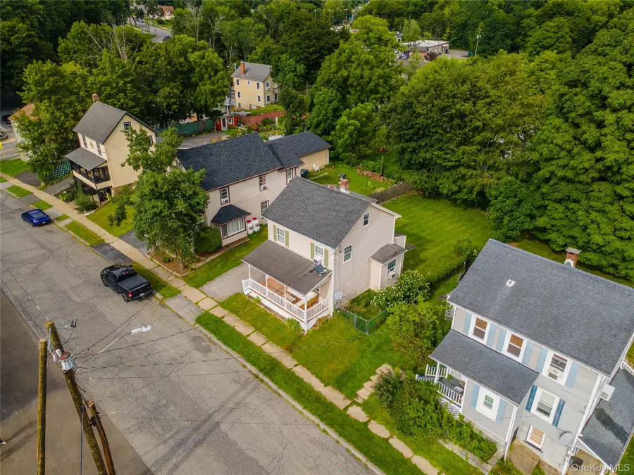 19 Railroad Avenue, Walden, NY 12586 - #3