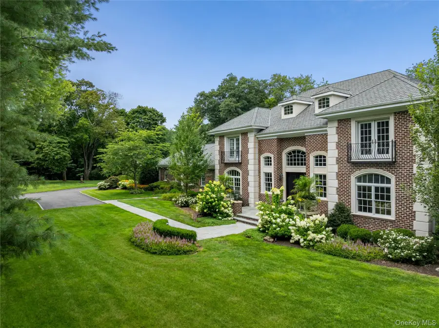 898 Chicken Valley Road, Matinecock, NY 11560 - #2