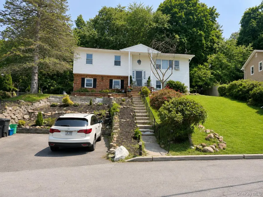 14 Rock Drive, Valley Cottage, NY 10989 - #3